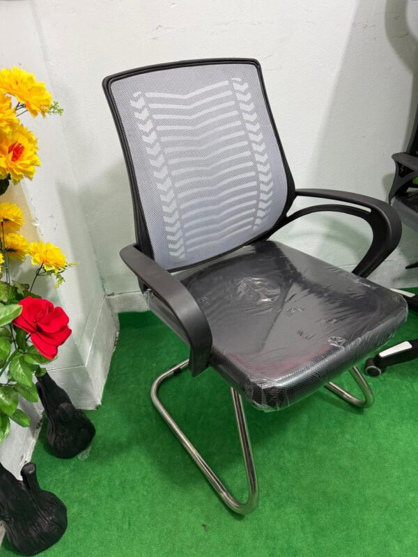 Visitor Chair v mash